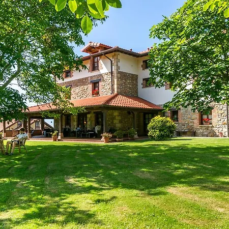 Caborredondo Country house *